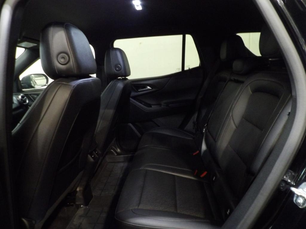 used 2025 Chevrolet Equinox car, priced at $28,399