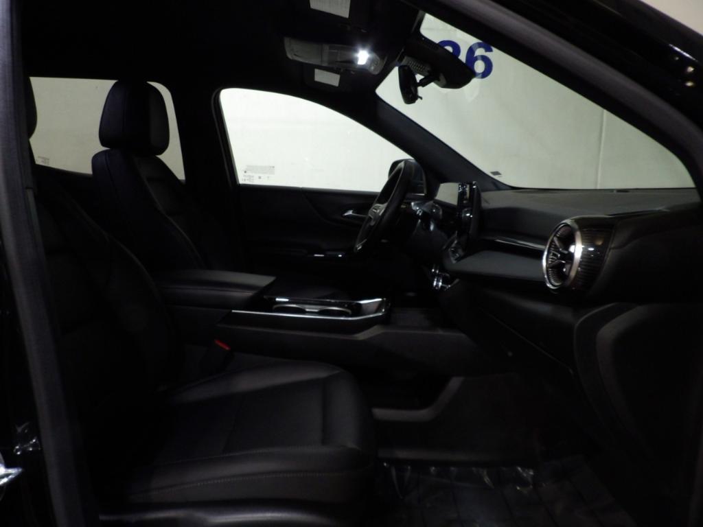 used 2025 Chevrolet Equinox car, priced at $28,399