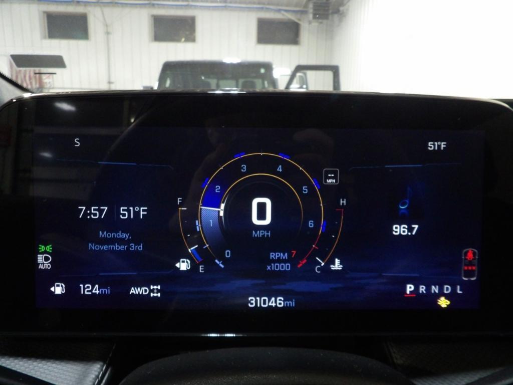 used 2025 Chevrolet Equinox car, priced at $28,399