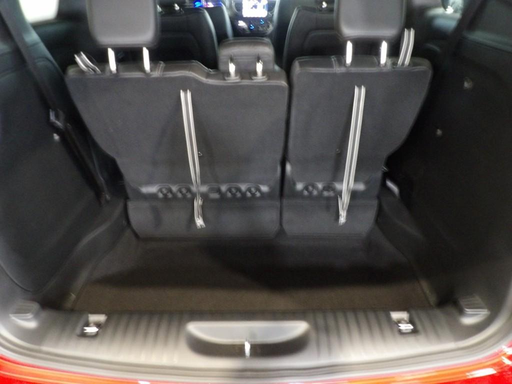 new 2025 Chrysler Pacifica car, priced at $47,935