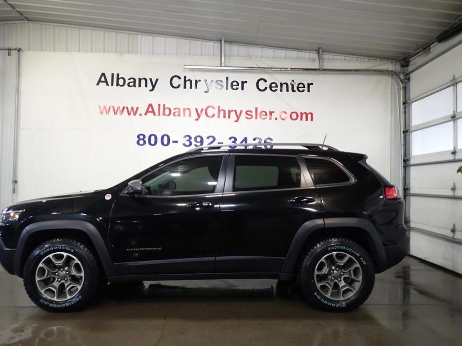 used 2020 Jeep Cherokee car, priced at $25,475