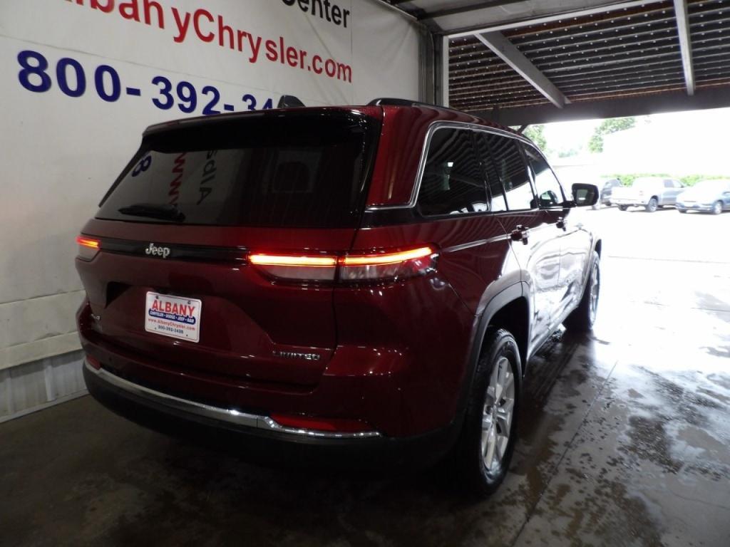 used 2023 Jeep Grand Cherokee car, priced at $28,499