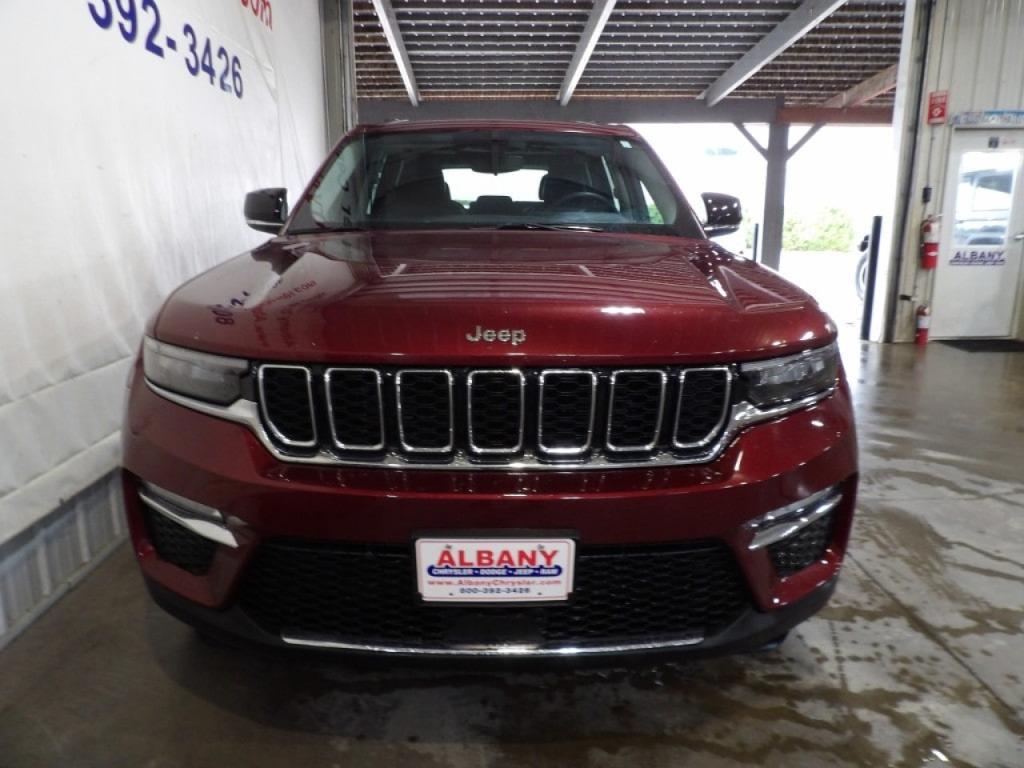 used 2023 Jeep Grand Cherokee car, priced at $28,499