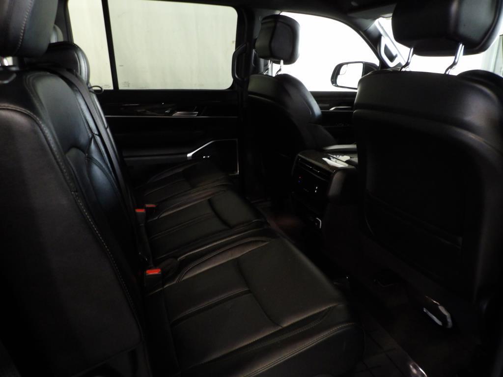 used 2022 Jeep Wagoneer car