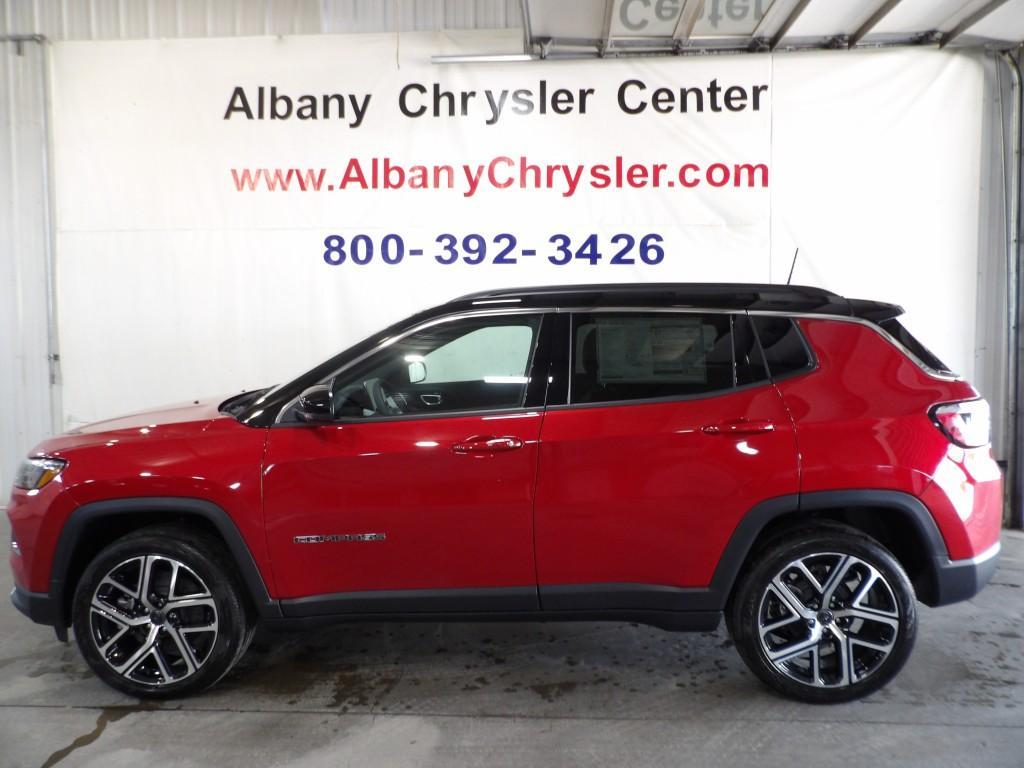 new 2025 Jeep Compass car, priced at $31,205