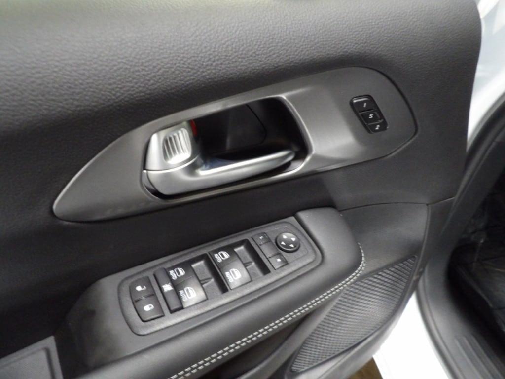 new 2026 Chrysler Pacifica car, priced at $37,310