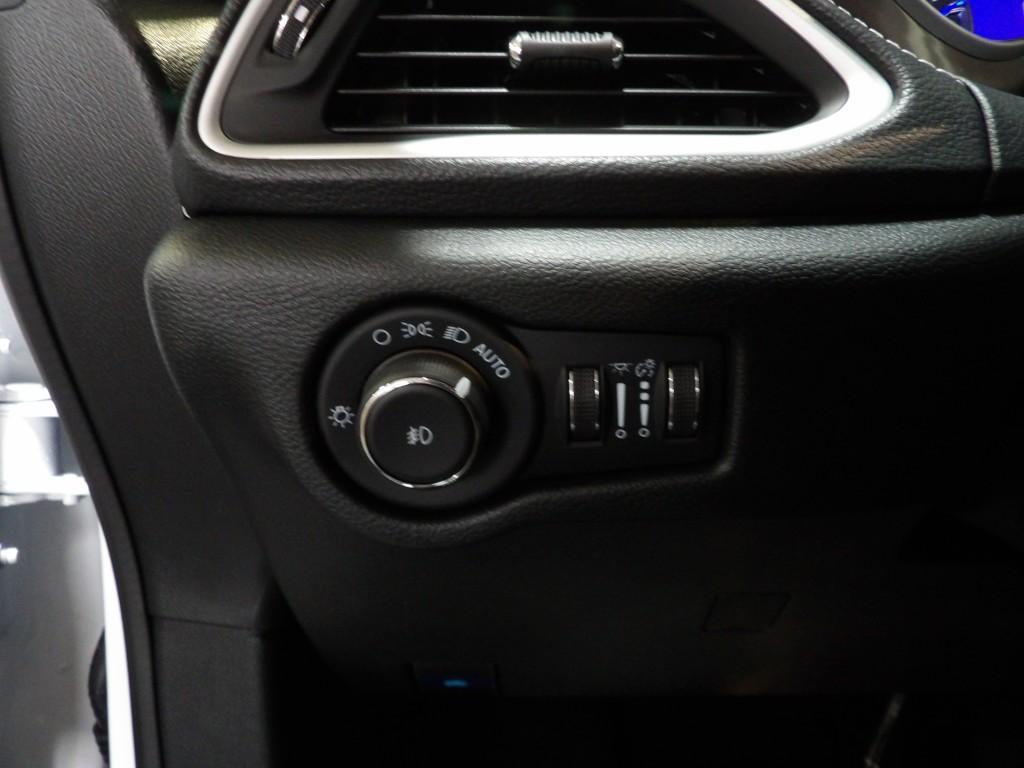 new 2026 Chrysler Pacifica car, priced at $47,480