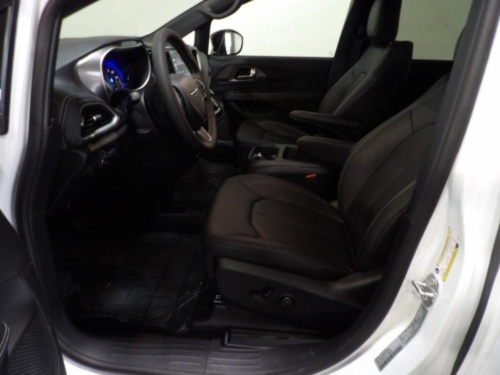 new 2026 Chrysler Pacifica car, priced at $37,310