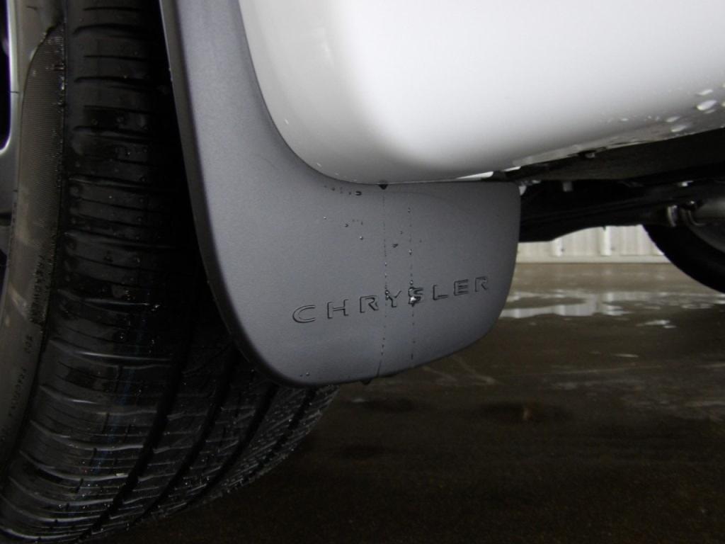 new 2026 Chrysler Pacifica car, priced at $37,310