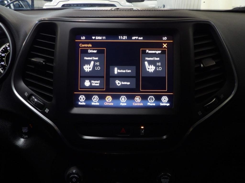 used 2022 Jeep Cherokee car, priced at $21,990