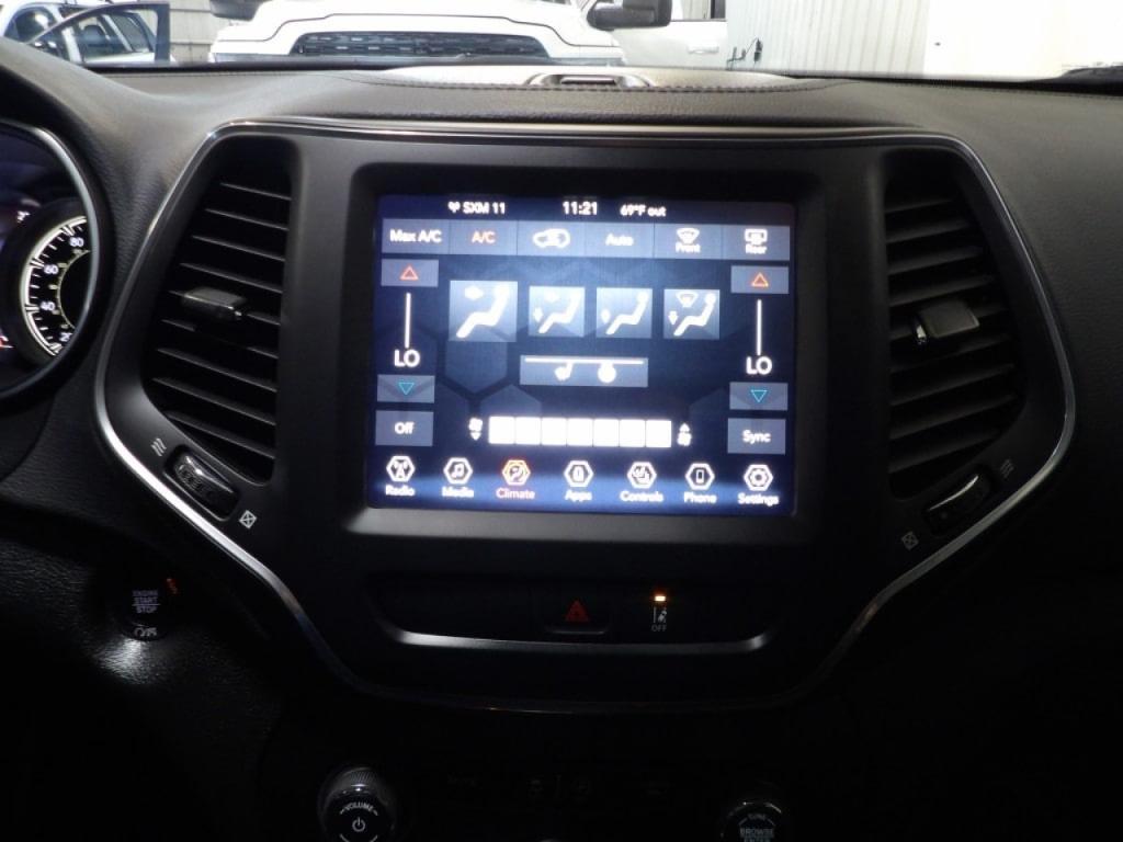 used 2022 Jeep Cherokee car, priced at $21,990