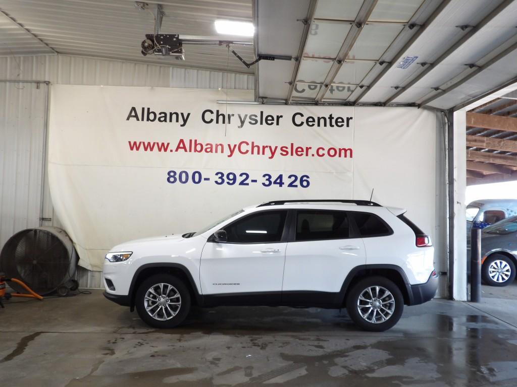 used 2022 Jeep Cherokee car, priced at $24,990