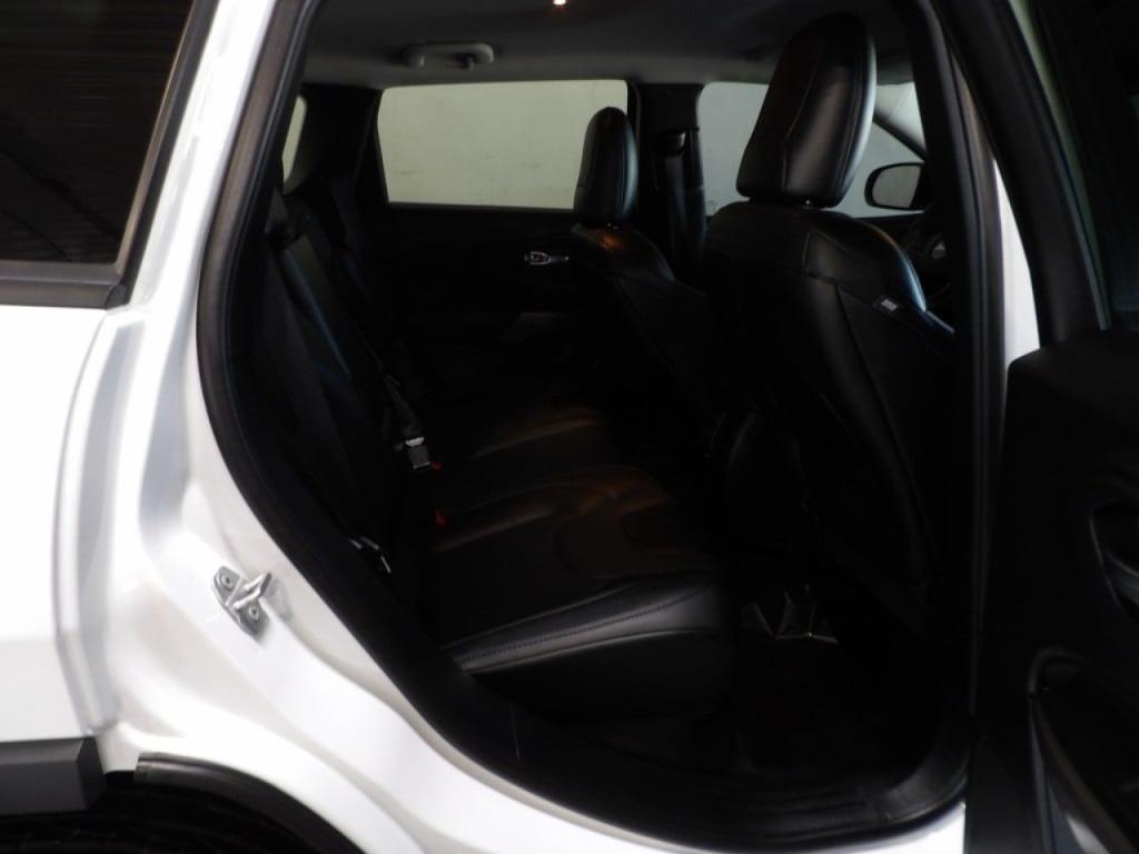 used 2022 Jeep Cherokee car, priced at $21,990