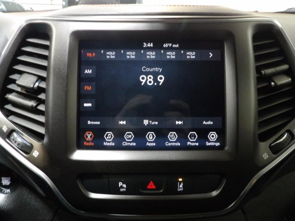 used 2022 Jeep Cherokee car, priced at $23,990