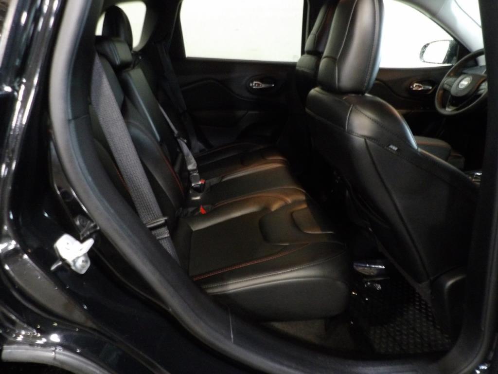 used 2022 Jeep Cherokee car, priced at $23,990