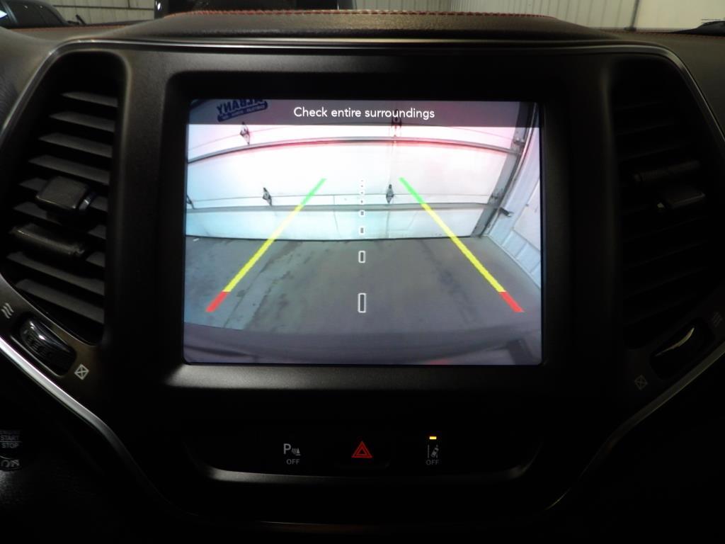 used 2022 Jeep Cherokee car, priced at $26,990