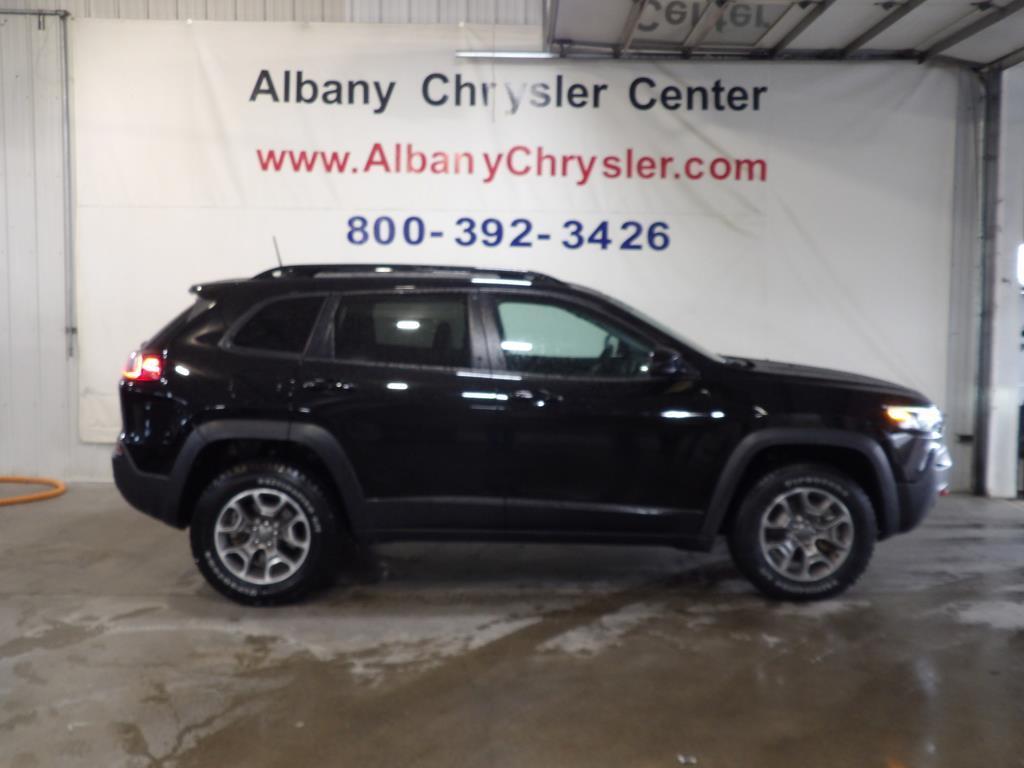 used 2022 Jeep Cherokee car, priced at $26,990
