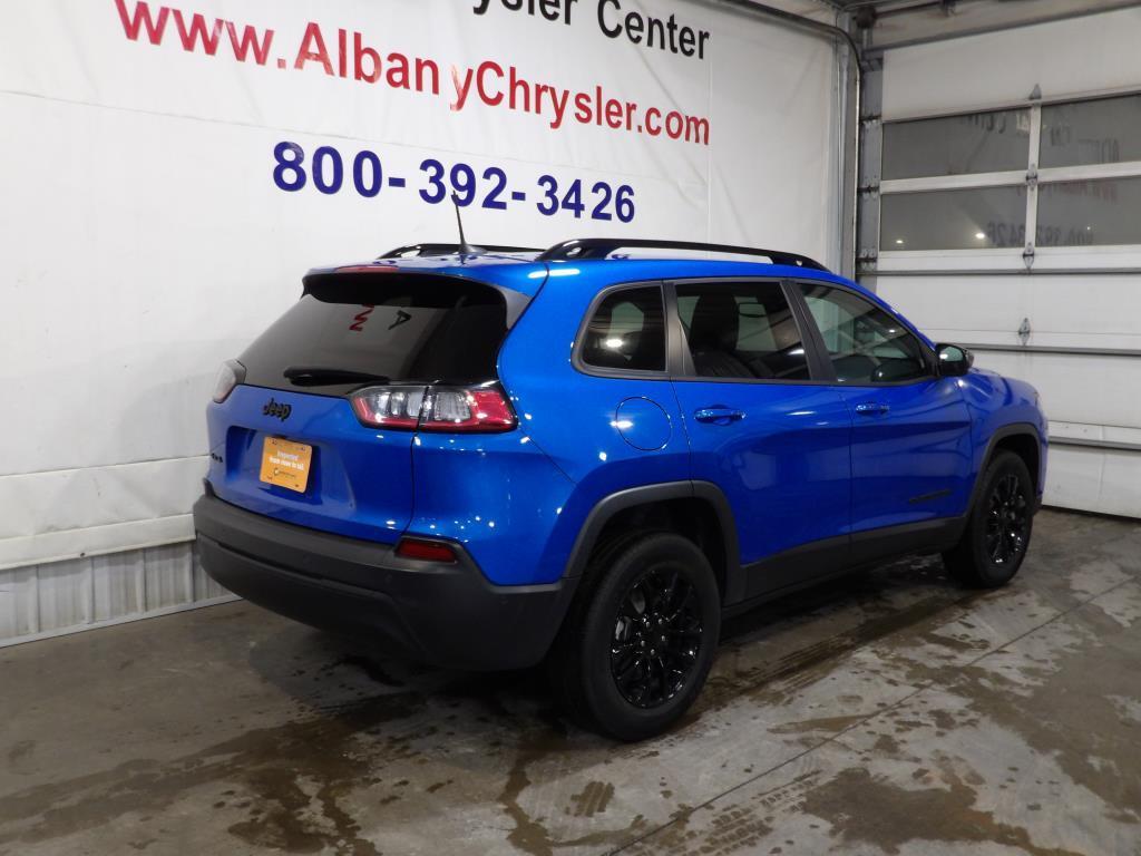 used 2023 Jeep Cherokee car, priced at $25,990