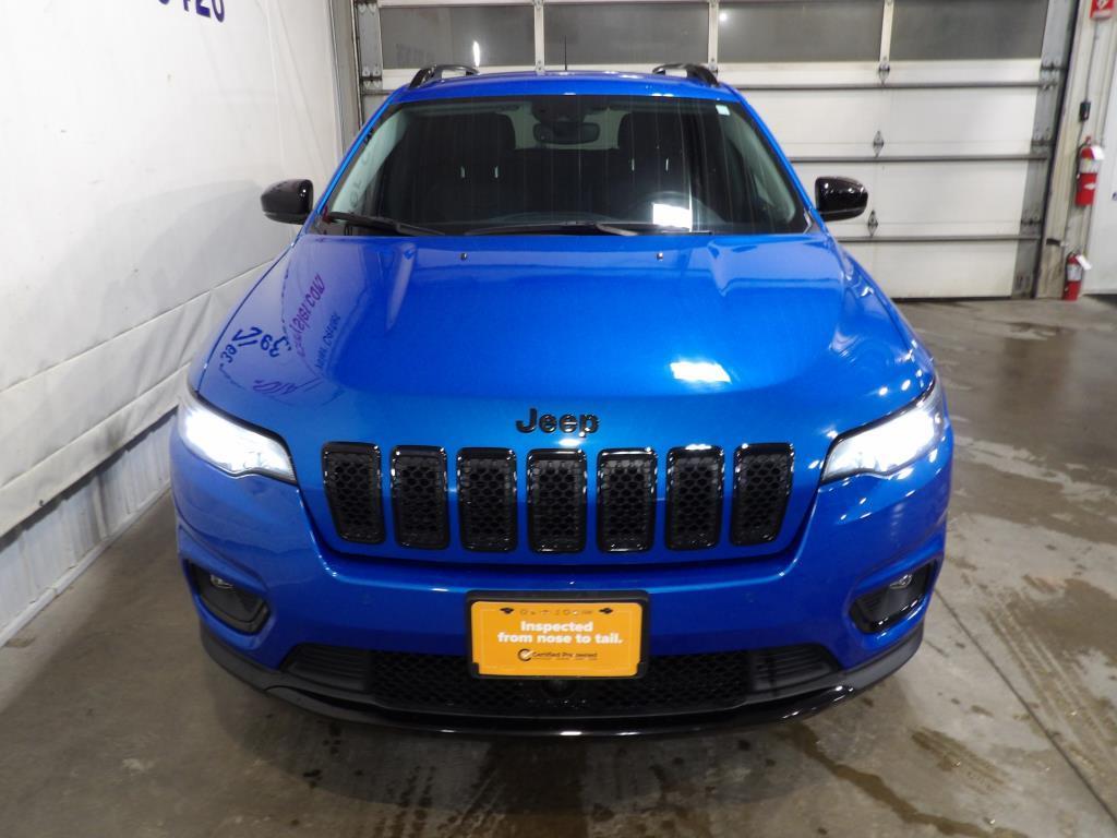 used 2023 Jeep Cherokee car, priced at $25,990