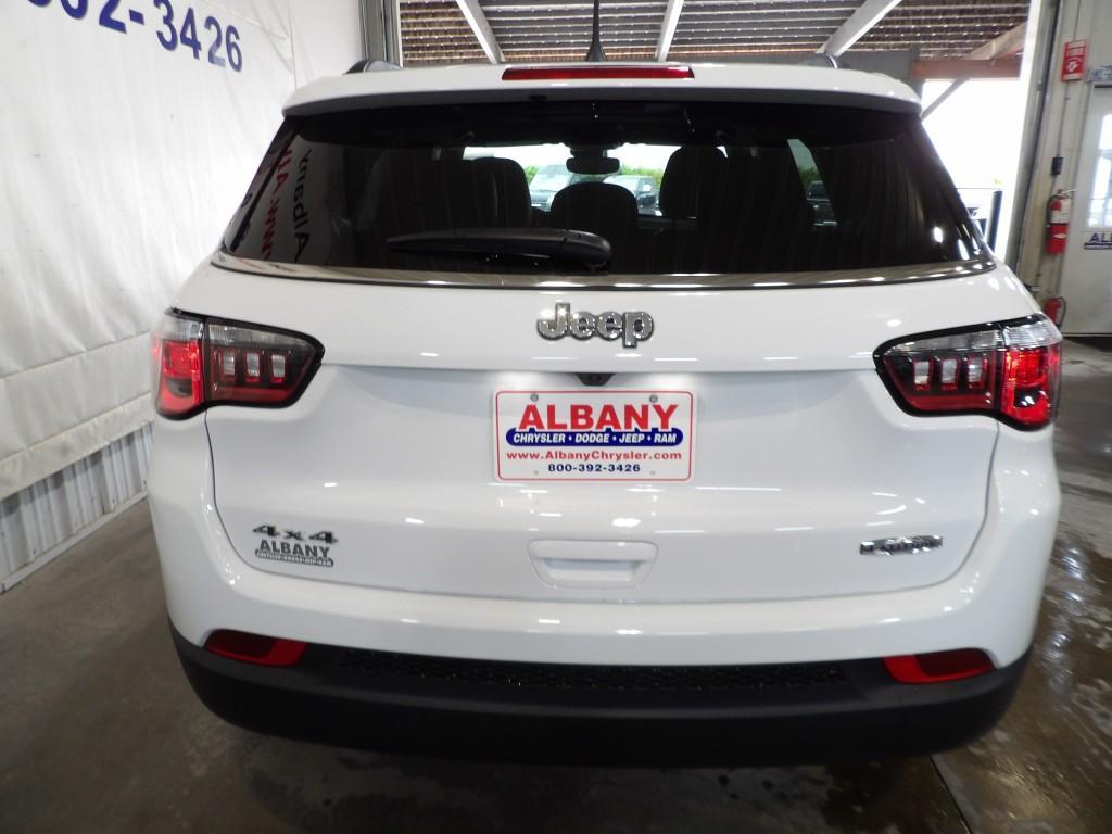 new 2025 Jeep Compass car, priced at $26,502