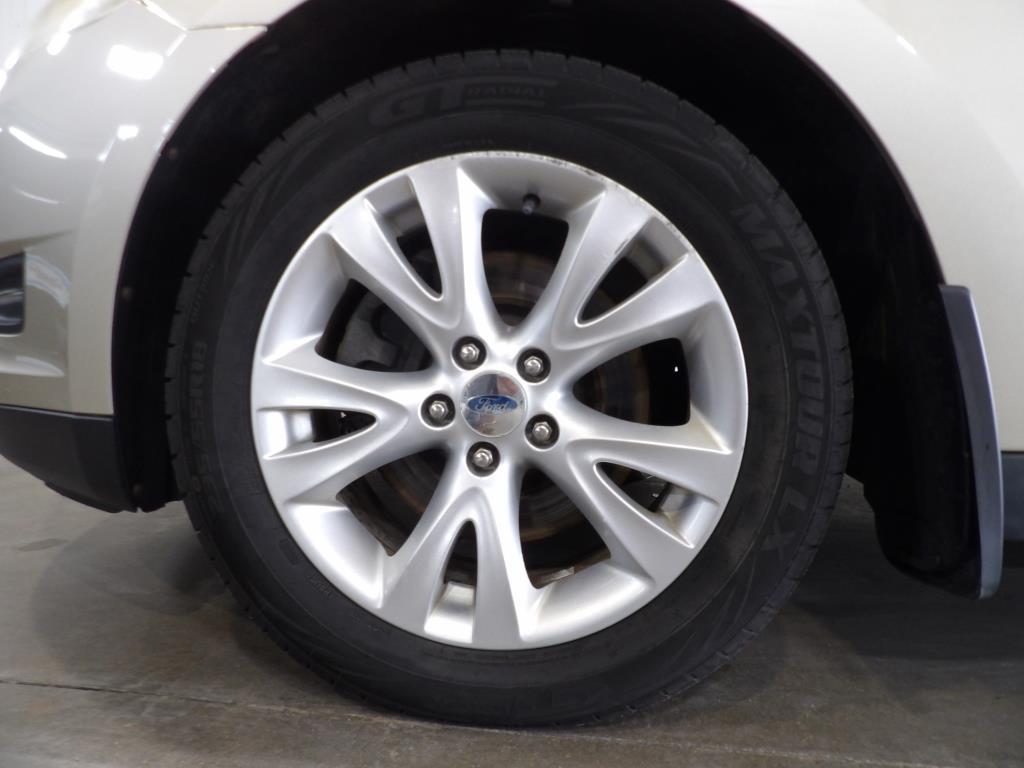 used 2011 Ford Taurus car, priced at $3,990