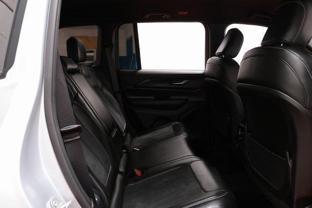 used 2024 Jeep Grand Cherokee car, priced at $29,900