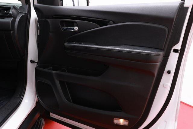 used 2020 Honda Pilot car, priced at $26,142