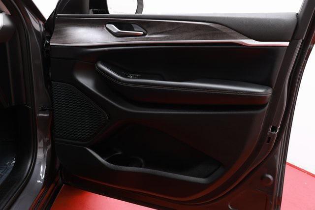 used 2023 Jeep Grand Cherokee L car, priced at $27,781