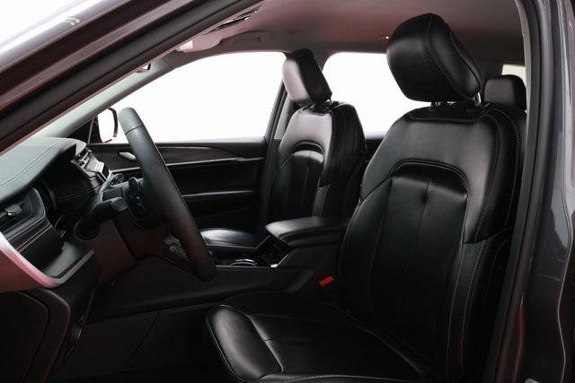 used 2023 Jeep Grand Cherokee L car, priced at $27,781