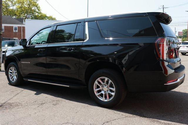 used 2025 Chevrolet Suburban car, priced at $64,900