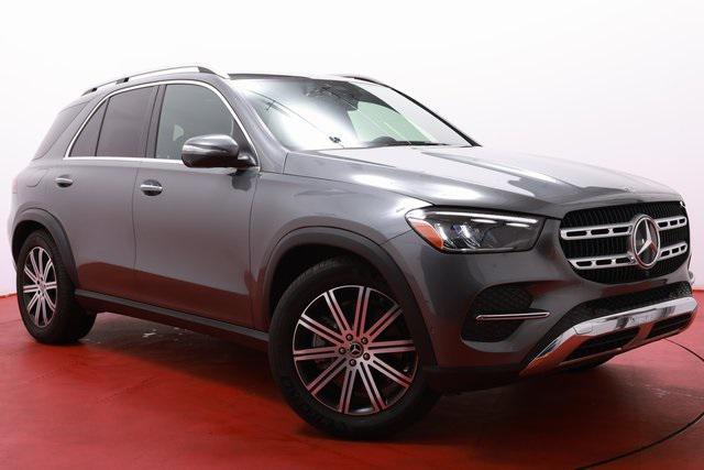 used 2025 Mercedes-Benz GLE 450 car, priced at $61,900