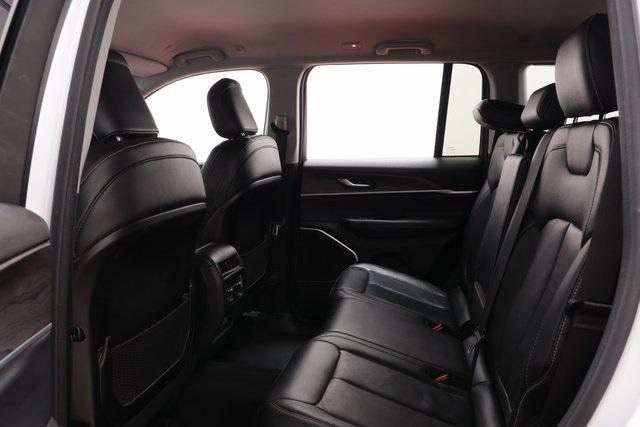 used 2024 Jeep Grand Cherokee car, priced at $31,073