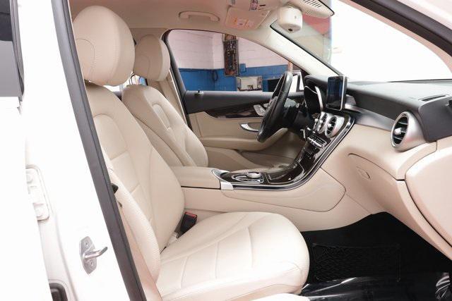 used 2019 Mercedes-Benz GLC 300 car