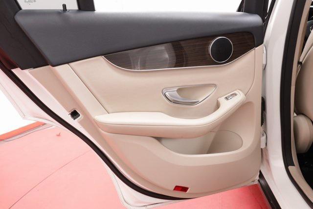 used 2019 Mercedes-Benz GLC 300 car