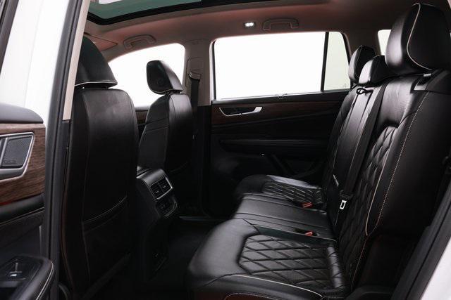 used 2024 Volkswagen Atlas car, priced at $29,900