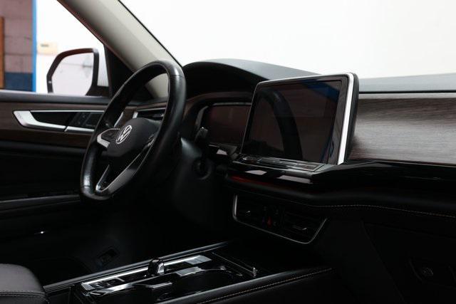 used 2024 Volkswagen Atlas car, priced at $29,900