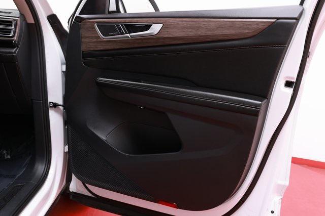 used 2024 Volkswagen Atlas car, priced at $29,900