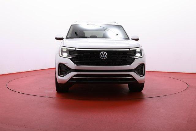 used 2024 Volkswagen Atlas car, priced at $29,900