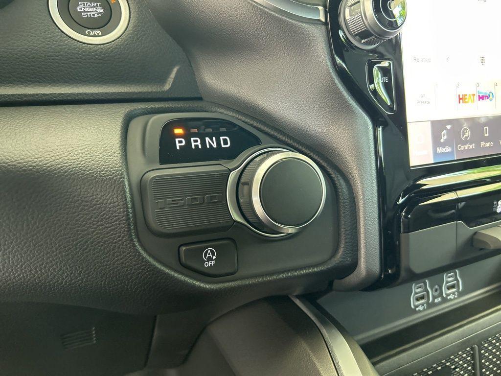 new 2025 Ram 1500 car, priced at $45,858