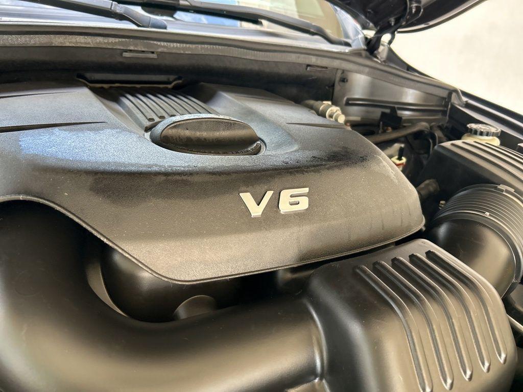 used 2015 Jeep Grand Cherokee car, priced at $11,659
