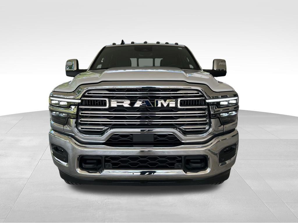 new 2025 Ram 3500 car, priced at $75,572