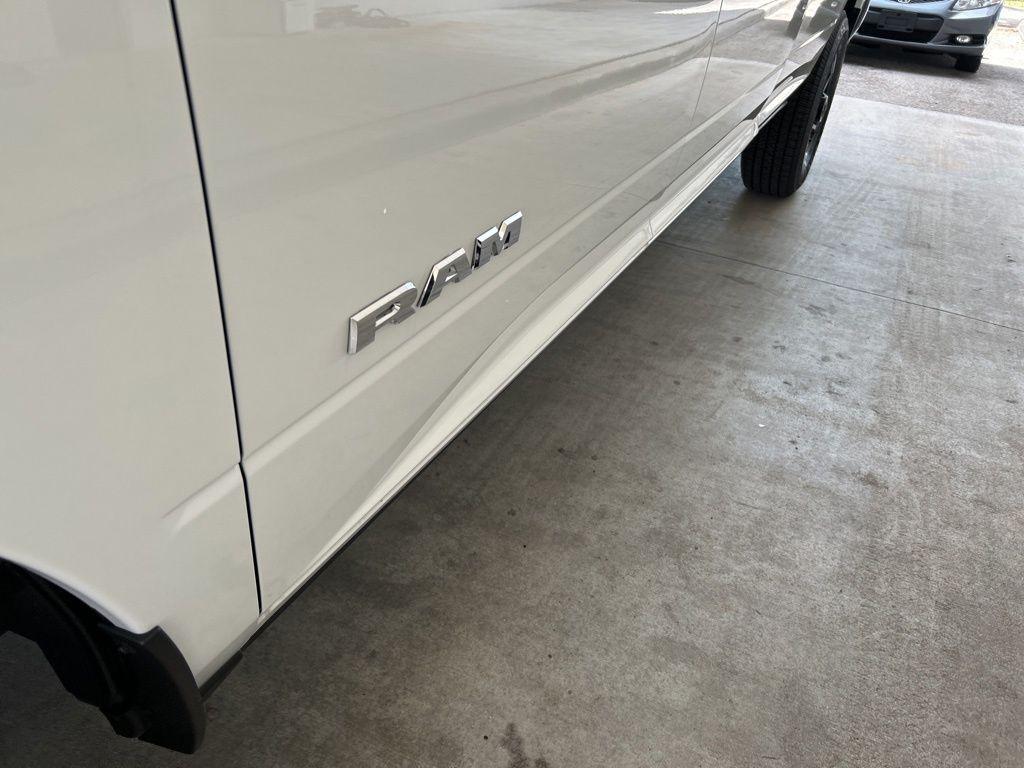 new 2025 Ram 3500 car, priced at $75,572