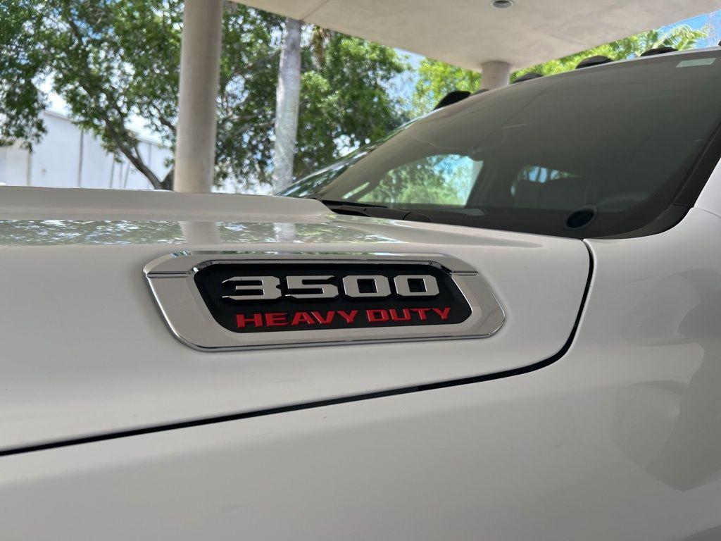 new 2025 Ram 3500 car, priced at $75,572