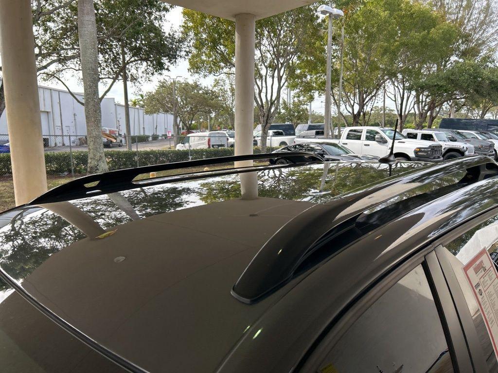 used 2023 Jeep Cherokee car, priced at $19,004