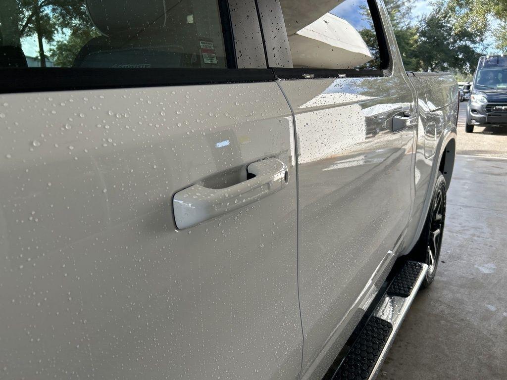 new 2025 Ram 1500 car, priced at $55,262
