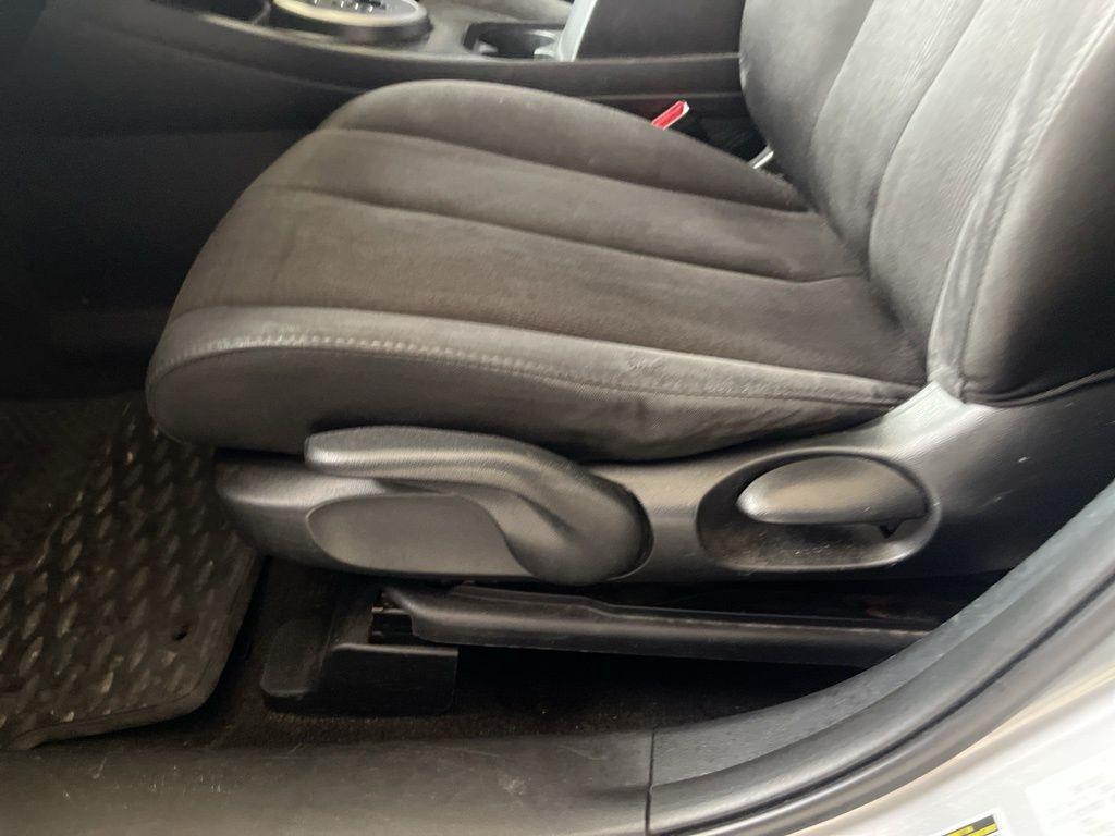 used 2011 Mazda CX-7 car, priced at $3,991