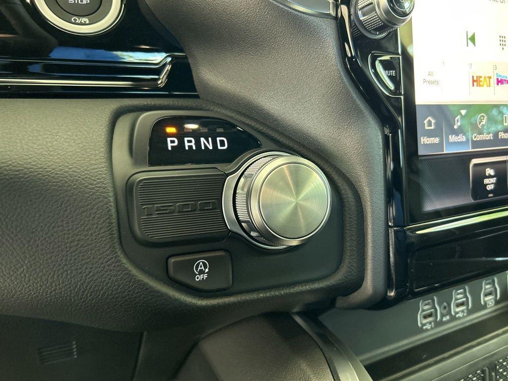 new 2025 Ram 1500 car, priced at $55,086