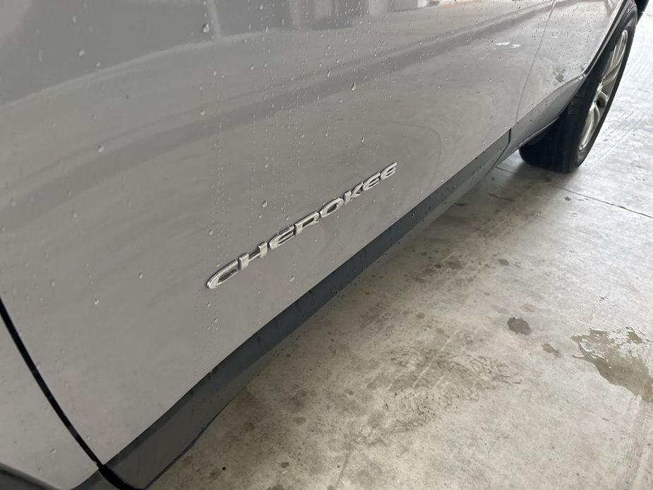 used 2021 Jeep Cherokee car, priced at $20,000