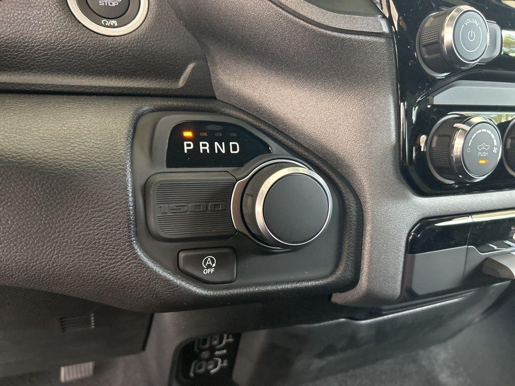 new 2025 Ram 1500 car, priced at $39,759