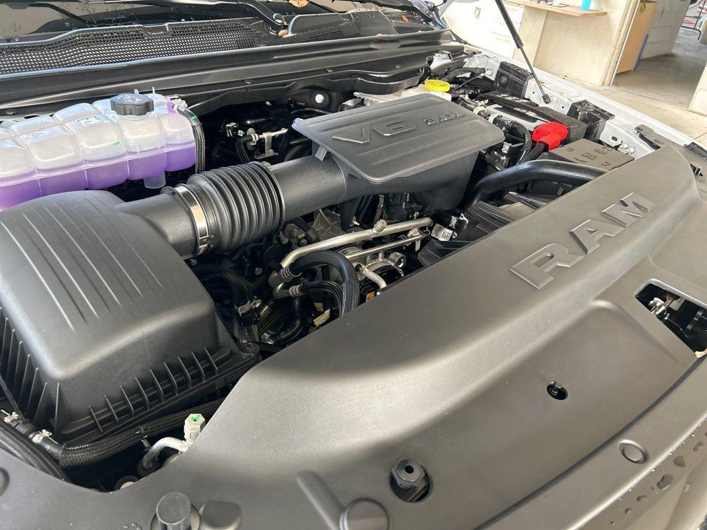 new 2025 Ram 1500 car, priced at $39,759